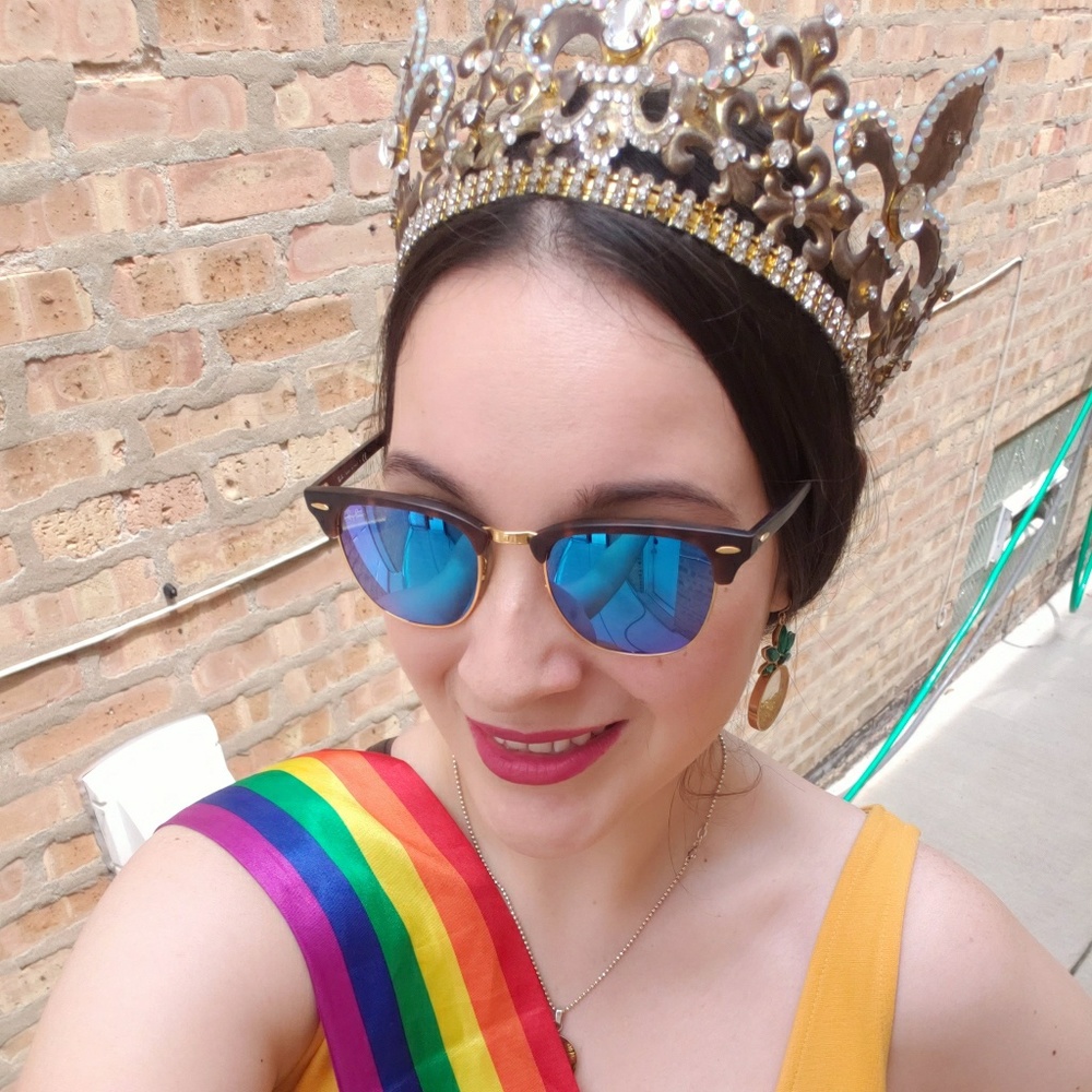 Meet your Posher, Elizabeth